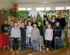 Teatr profilaktyczny „Nauczyć Ufoludka”