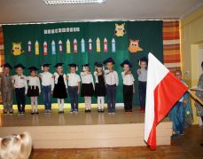 Ślubowanie uczniów klasy pierwszej.