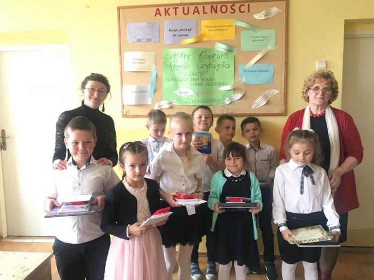 Szkolny Konkurs Pięknego Czytania w Szkole Podstawowej im. Juliana Tuwima w Kaninie