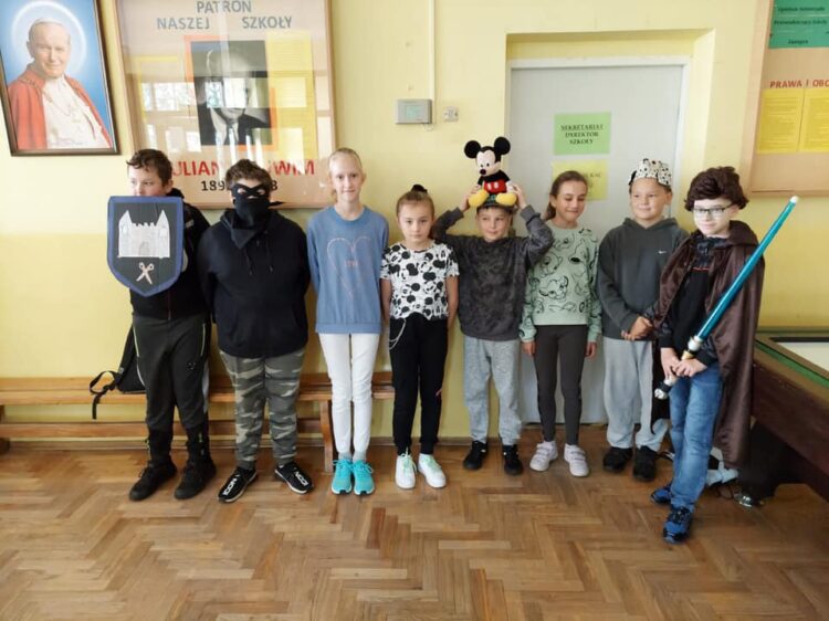 Międzynarodowy Dzień Postaci z Bajek