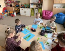 Projektowe zajęcia plastyczne w przedszkolu.