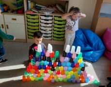 „Spotkania przyjaciół – edukacja przedszkolna w Gminie Limanowa”- Kodowanie