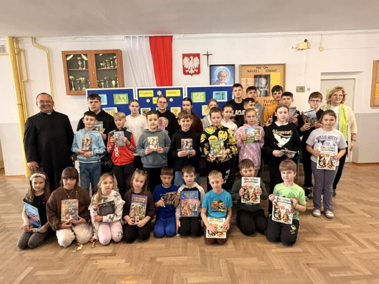 Szkolny Konkurs Palm i Stroików.