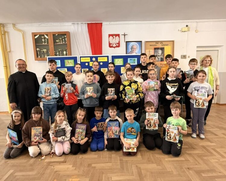 Szkolny Konkurs Palm i Stroików.